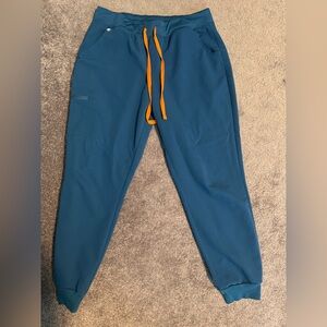 Figs deep reef Zamora jogger pants.